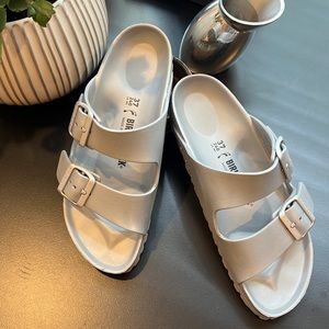 BIRKENSTOCK Arizona Essentials silver EVA sandal - women’s size 37 EU/ 6-6.5 US